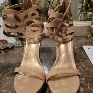 Beige Leather Steve Madden Wedge Heels Size 7
